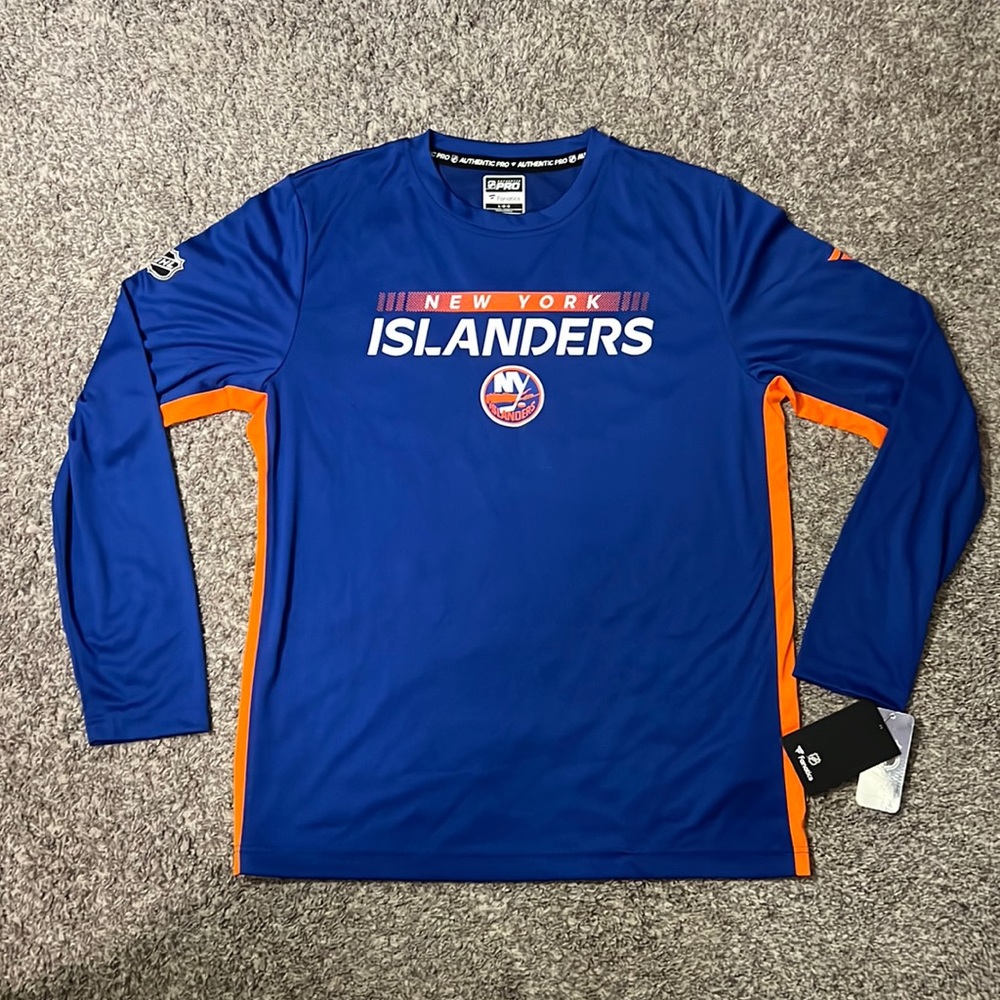 New York Islanders Long-sleeve Shirt